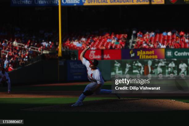 Ryan Helsley of the St. Louis Cardinals delivers a pitch against the Cincinnati Reds at Busch Stadium on October 1, 2023 in St Louis, Missouri.
