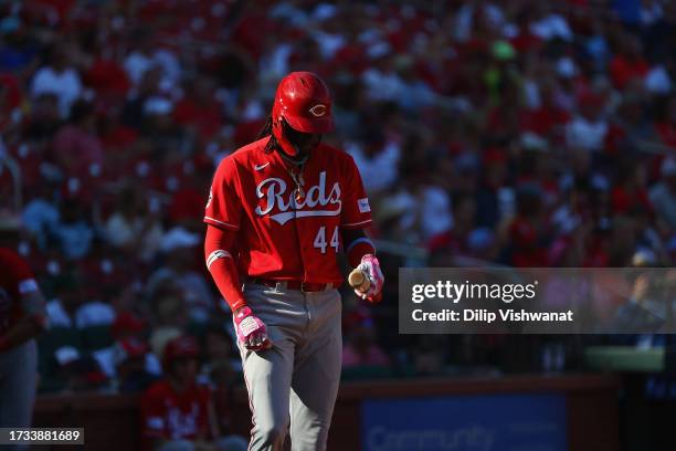 Elly De La Cruz of the Cincinnati Reds walks to home plate against the St. Louis Cardinals at Busch Stadium on October 1, 2023 in St Louis, Missouri.