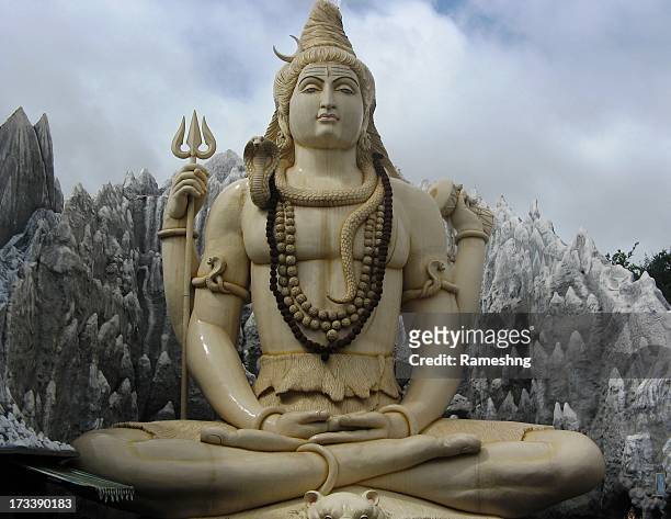 mahashiva temple kalasipalaya bangalore - shiva imagens e fotografias de stock