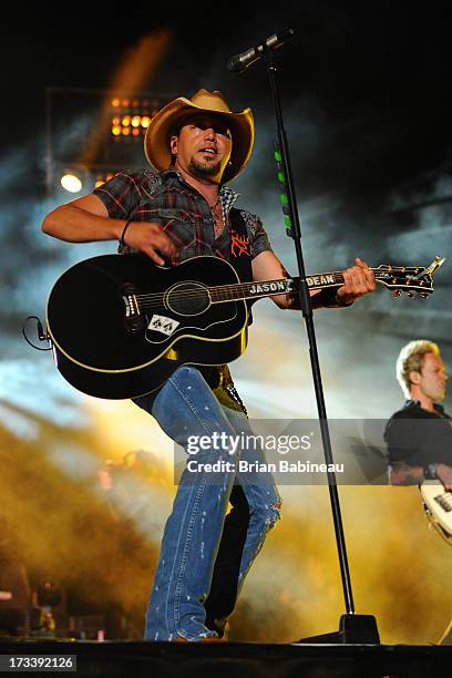 Jason Aldean performs during the Night Train Tour 2013 at Fenway Park on July 20, 2013 in Boston, Massachusetts.