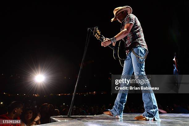 Jason Aldean performs during the Night Train Tour 2013 at Fenway Park on July 20, 2013 in Boston, Massachusetts.