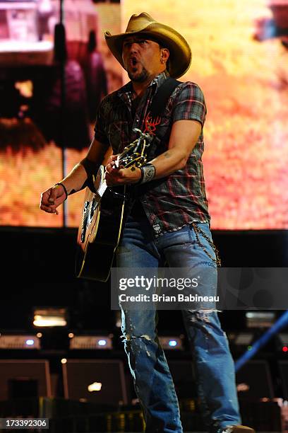 Jason Aldean performs during the Night Train Tour 2013 at Fenway Park on July 20, 2013 in Boston, Massachusetts.