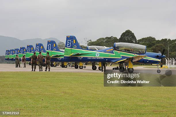 Smoke Squadron is the popular name of "Esquadrão de Demonstração Aérea - EDA", a group of pilots and mechanics that make Brazilian Air Force...