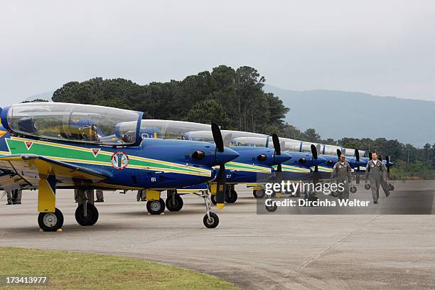 Smoke Squadron is the popular name of "Esquadrão de Demonstração Aérea - EDA", a group of pilots and mechanics that make Brazilian Air Force...