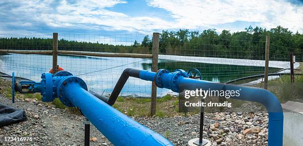 marcelo xisto contenção pond - oil explorations pensylvania imagens e fotografias de stock