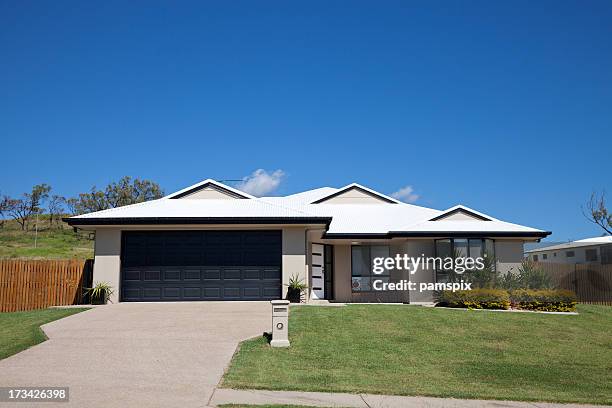 family home front - australisk bildbanksfoton och bilder