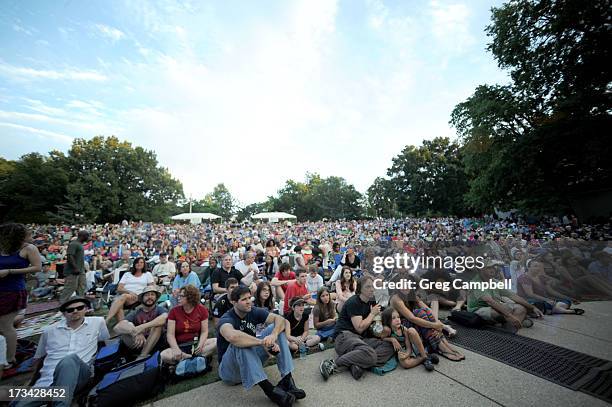 Leviath Shell Levitt Shell Photos and Premium High Res Pictures - Getty Images