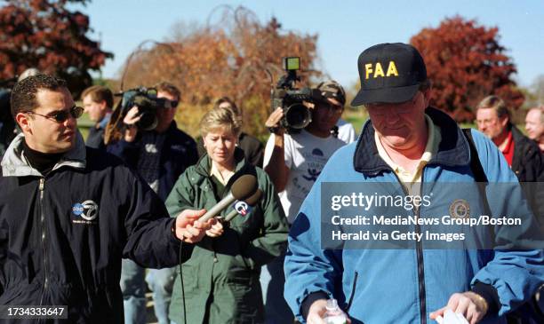 Faa Inspector Faa Inspector Photos and Premium High Res Pictures - Getty Images