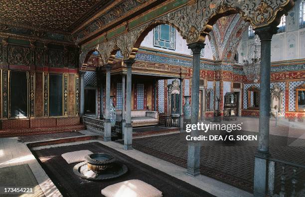 Function Room, Harem, Topkapi Palace , Istanbul , Turkey.