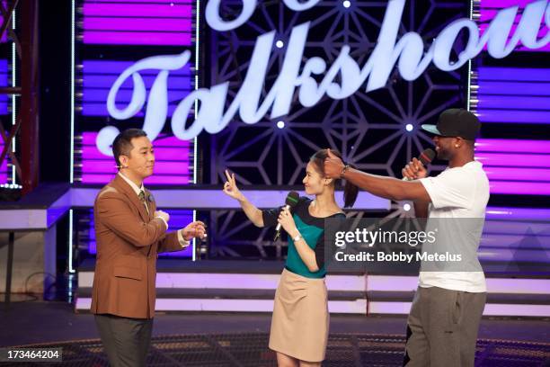 Dwyane Wade and Wang Zijian Dwyane Wade appears on China's No. 1 rated talk show the "80's Talk Show" with popular comedian and host Wang Zijian on...