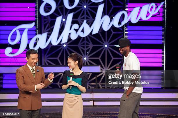 Dwyane Wade and Wang Zijian Dwyane Wade appears on China's No. 1 rated talk show the "80's Talk Show" with popular comedian and host Wang Zijian on...