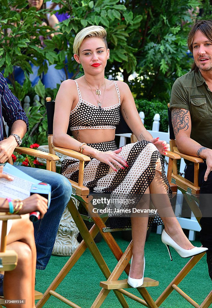 Miley Cyrus, Ryan Seacrest, Keith Urban and June "Mama June" Shannon Visit ABC's "Good Morning America"