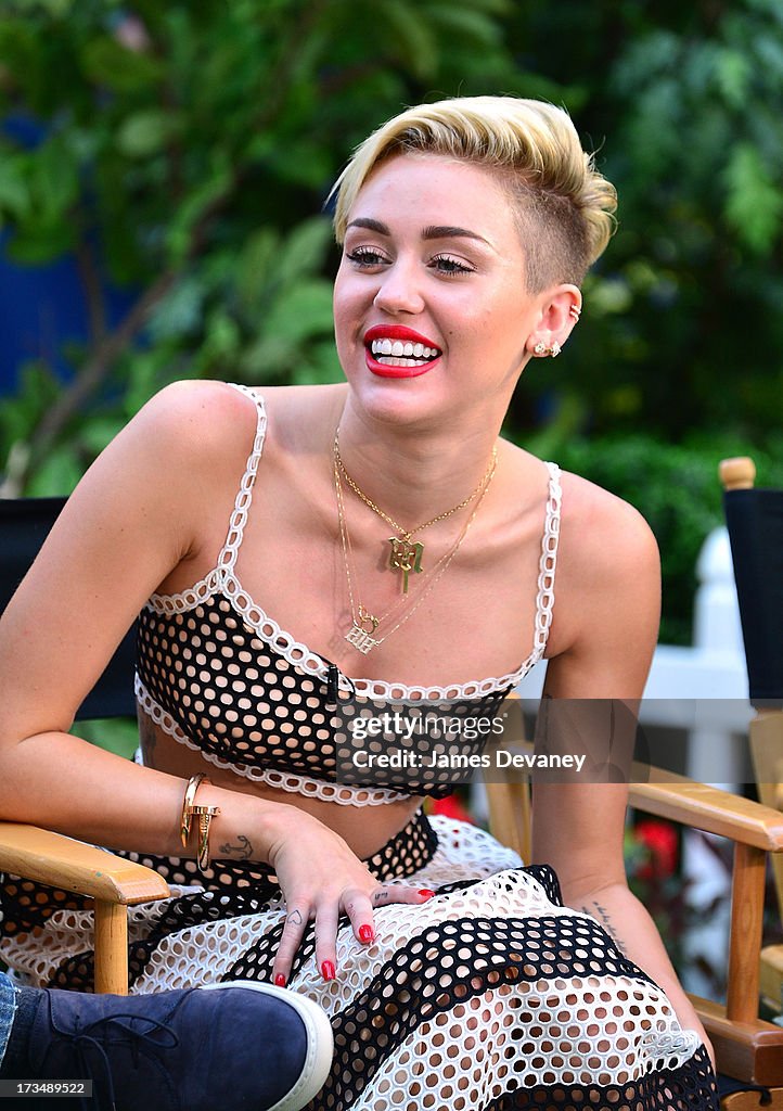 Miley Cyrus, Ryan Seacrest, Keith Urban and June "Mama June" Shannon Visit ABC's "Good Morning America"