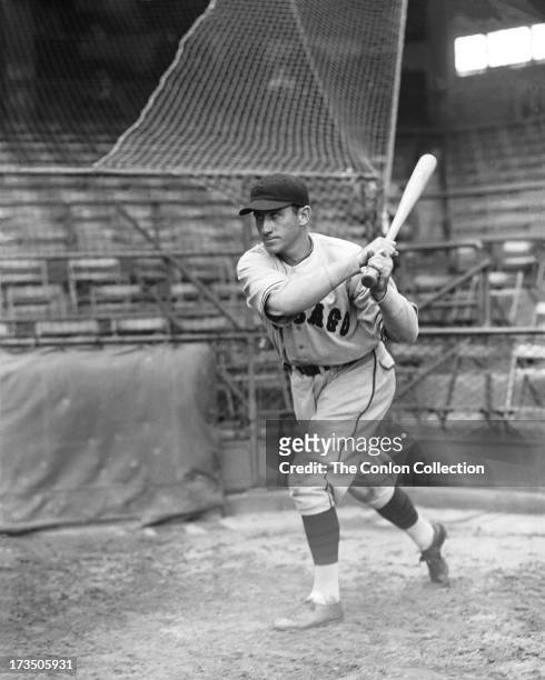 Hazen S. Cuyler of the Chicago Cubs swinging a bat in 1934.