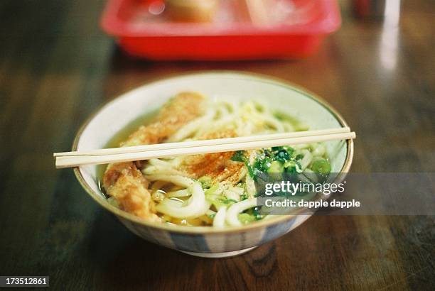 sakaide sanuki udon - udon noodle stock pictures, royalty-free photos & images