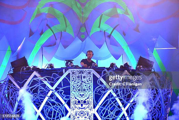 Producer Calvin Harris performs onstage during the 17th Annual Electric Daisy Carnival at Las Vegas Motor Speedway on June 23, 2013 in Las Vegas,...