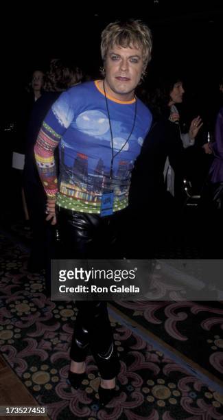 Eddie Izzard attends Comic Relief VIII Benefit on June 14, 1998 at Radio City Music Hall in New York City.
