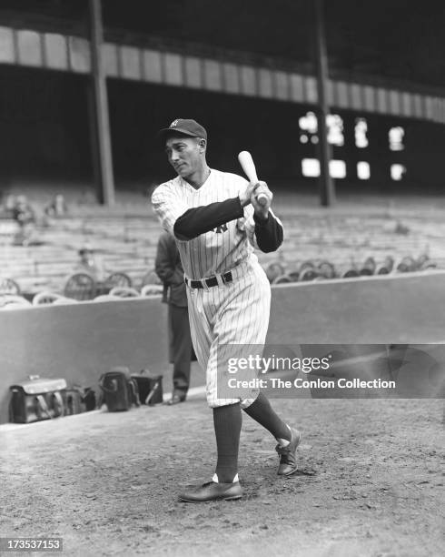 27 Anthony M Tony Lazzeri Photos & High Res Pictures - Getty Images