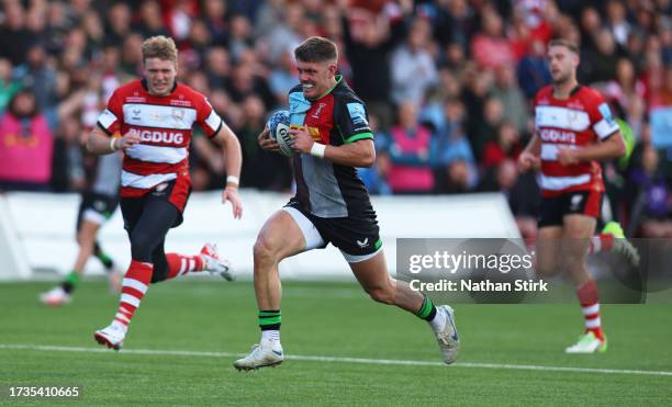 Luke Northmore of Harlequins breaks through to score a try which is disallowed during the Gallagher Premiership Rugby match between Gloucester Rugby...