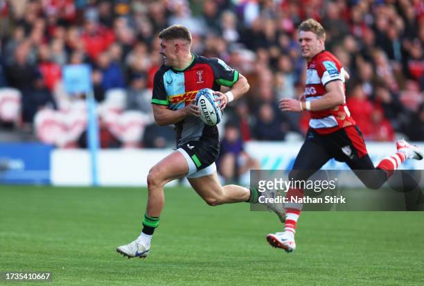 Luke Northmore of Harlequins breaks through to score a try which is disallowed during the Gallagher Premiership Rugby match between Gloucester Rugby...