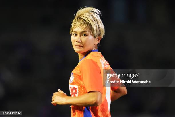 Nahomi Kawasumi of Albirex Niigata Ladies looks on during the WE League Cup final between Sanfrecce Hiroshima Regina and Albirex Niigata Ladies at...