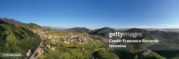 valdobbiadene (treviso), veneto, italy. vineyards panorama - veneto vineyard stock pictures, royalty-free photos & images