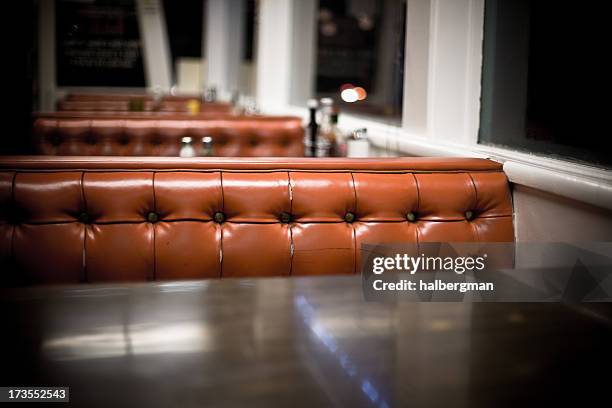 interior of a diner - booth stockfoto's en -beelden