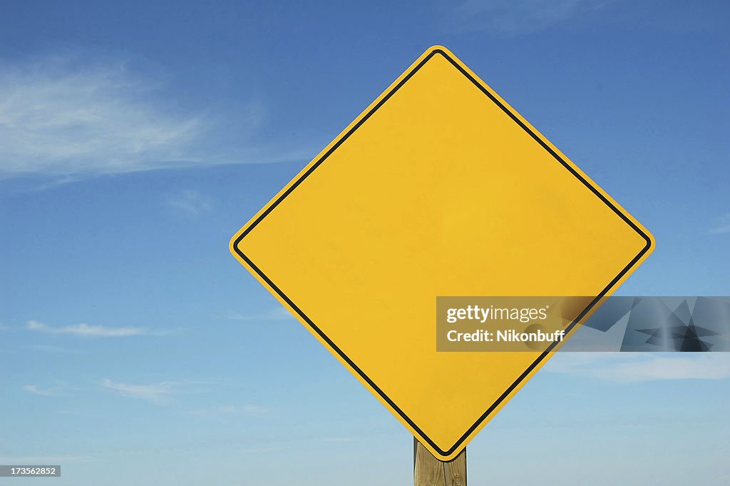 Sinal de Aviso de advertência em branco