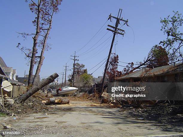 scène de rue après katrina - katrina photos et images de collection