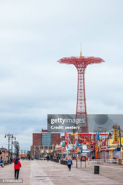 coney island - coney island brooklyn stock pictures, royalty-free photos & images