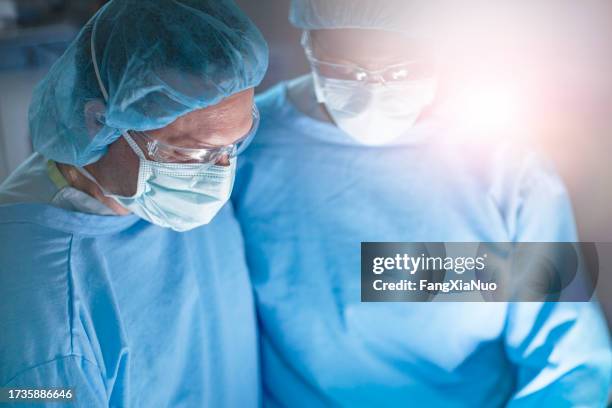 Operating Table Top View Photos and Premium High Res Pictures - Getty ...
