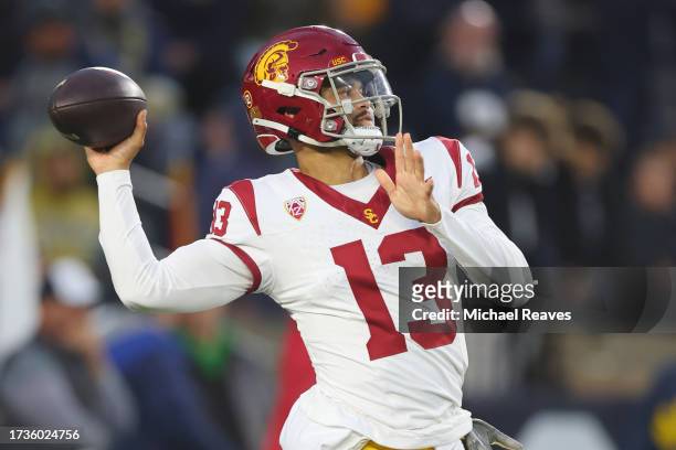 Caleb Williams of the USC Trojans warms up prior to the game against the Notre Dame Fighting Irish at Notre Dame Stadium on October 14, 2023 in South...