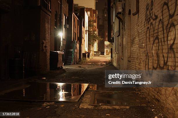 dark alley - dark alley stock pictures, royalty-free photos & images