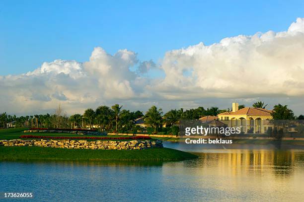 florida golf community - country club stock pictures, royalty-free photos & images