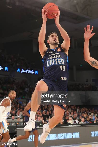 Chris Goulding of United drives to the basket during the round three NBL match between Melbourne United and Brisbane Bullets at John Cain Arena, on...