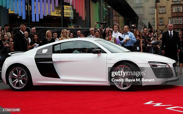 Hugh Jackman arrives at the UK Premiere of 'The Wolverine' at Empire Leicester Square on July 16, 2013 in London, England.