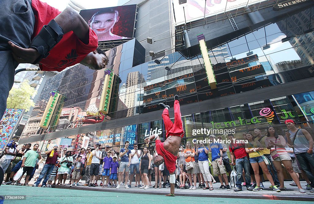 Stifling Heat Wave Settles Over New York City