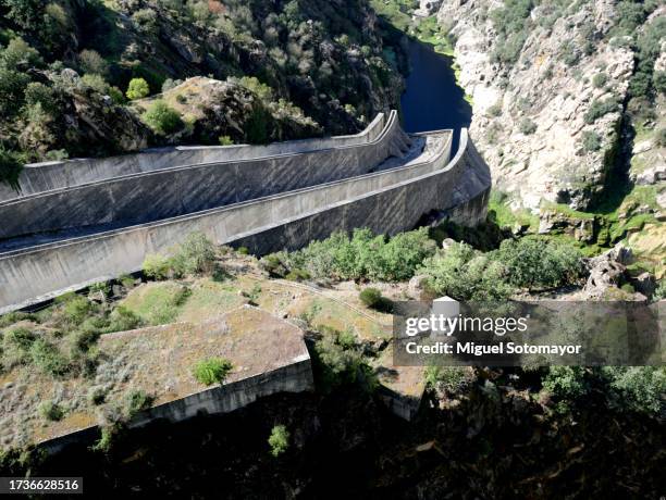 almendra dam - almendra stock pictures, royalty-free photos & images