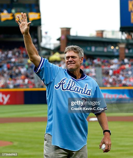 Former Atlanta Brave Dale Murphy is honored by the Atlanta Braves prior to the game against the Cincinnati Reds at Turner Field on July 11, 2013 in...