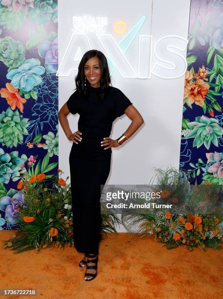 Shaun Robinson attends the 2023 Axis Glow Up Gala at The SoLa Beehive on October 14, 2023 in Los Angeles, California.