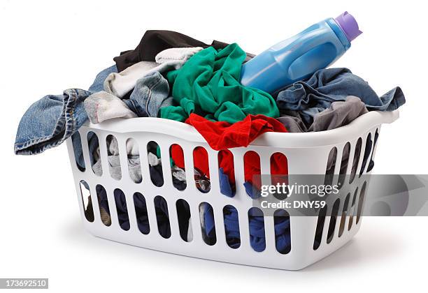 cesta de lavanderia - cesta de roupa suja - fotografias e filmes do acervo