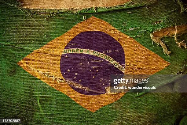 grunge flag of brazil - brasiliens flagga bildbanksfoton och bilder