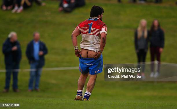 Aaron Kearney of Horowhenua-Kapiti pulls up his shorts during the Ranfurly Shield match between Waikato and Horowhenua-Kapiti at the Morrinsville...