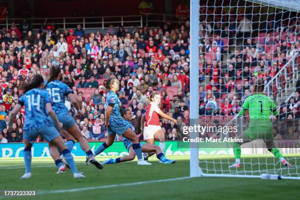 Katie McCabe of Arsenal scores the team's first goal during the Barclays Women's Super League match between Arsenal FC and Aston Villa at Emirates...