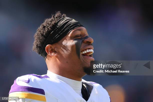Keal Harry of the Minnesota Vikings warms up before the game against the Chicago Bears at Soldier Field on October 15, 2023 in Chicago, Illinois.