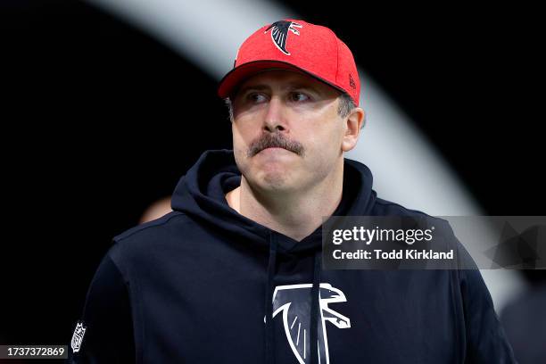 Head coach Arthur Smith of the Atlanta Falcons looks on prior to a game against the Washington Commanders at Mercedes-Benz Stadium on October 15,...