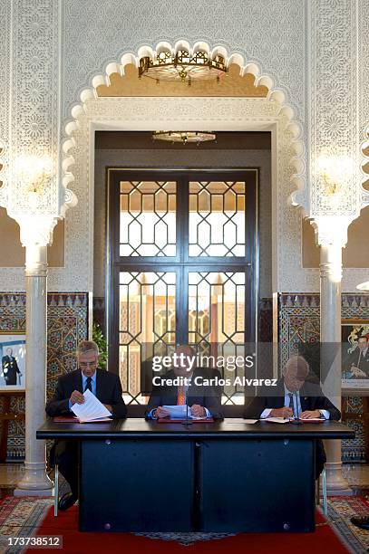 Lahcen Daoudi, King Juan Carlos of Spain and Spanish Minister of Foreign Affairs Jose Manuel Garcia Margallo attend a meeting of heads of...