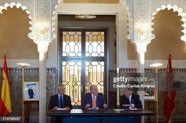 Lahcen Daoudi, King Juan Carlos of Spain and Spanish Minister of Foreign Affairs Jose Manuel Garcia Margallo attend a meeting of heads of...