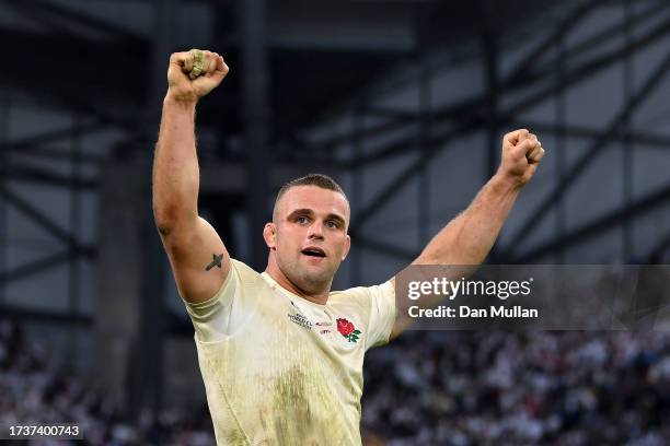 Ben Earl of England celebrates victory at full-time following the Rugby World Cup France 2023 Quarter Final match between England and Fiji at Stade...