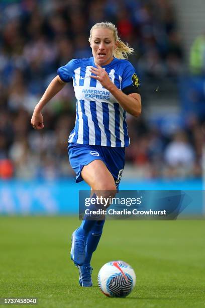 Pauline Bremer of Brighton attacks during the Barclays Women's Super League match between Brighton & Hove Albion and Tottenham Hotspur at Amex...